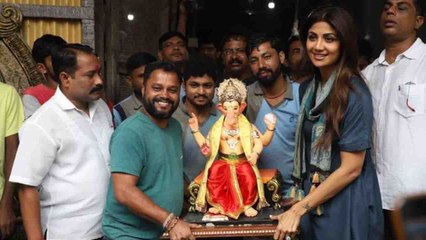 Shilpa Shetty  welcomes home her Ganpati;Watch video | FilmiBeat