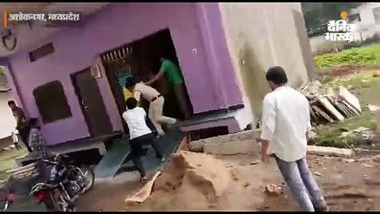 सालों ने सिपाही जीजा को जमकर पीटा