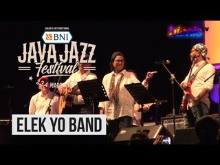 Aksi Panggung Elek Yo Band Bikin Penonton Ketagihan