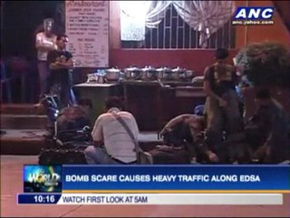 No bomb found in bag thrown on bus