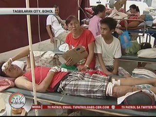 Aftershocks threaten Bohol hospitals