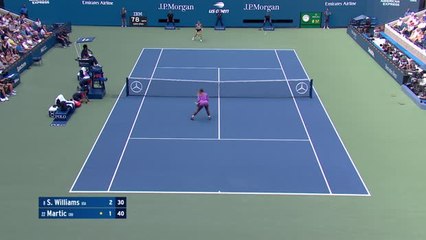 Serena eases past Martic