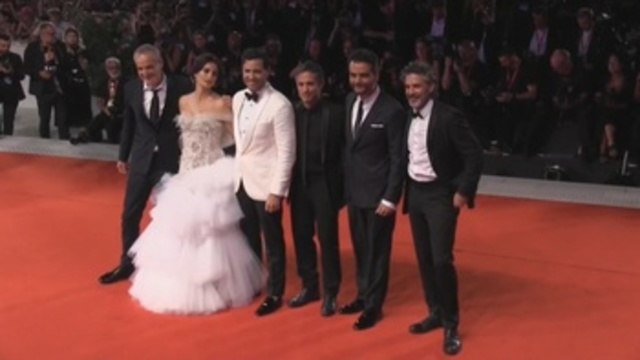 Penélope Cruz reina en la alfombra roja más latina de la Mostra de Venecia