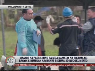 Burial of unidentified bodies in Tacloban begins