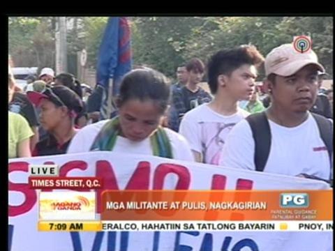 Militant group: PNoy is 'Wrecking King'