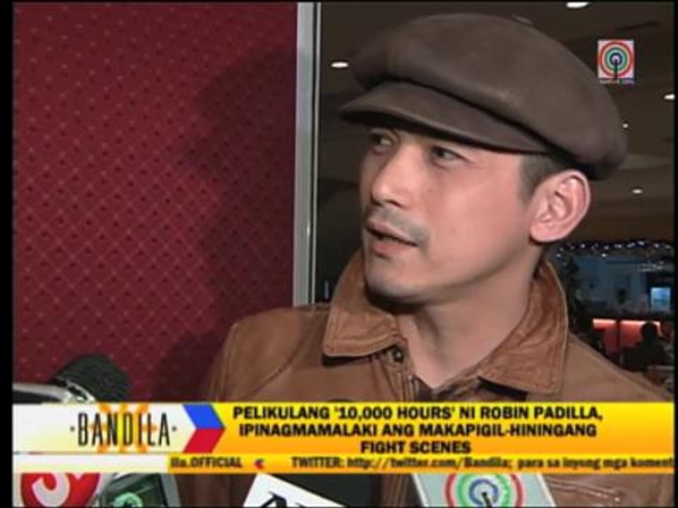 Robin does own stunts in '10,000 hours'