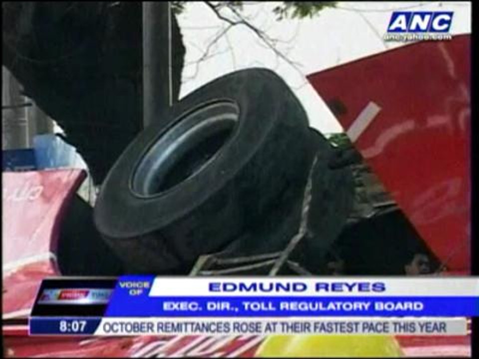 'Killer bus speeding with worn-out tires'