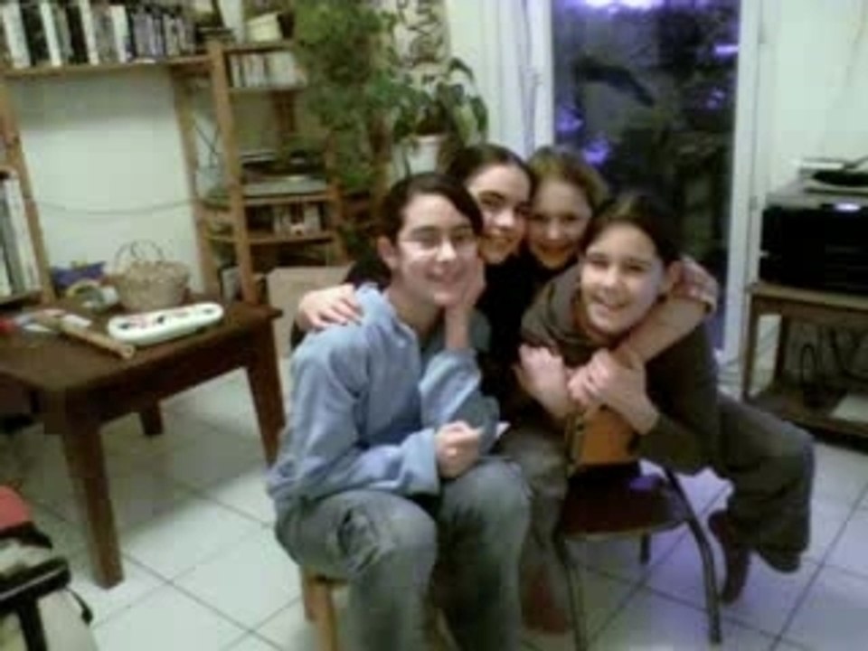 Lucile(L)