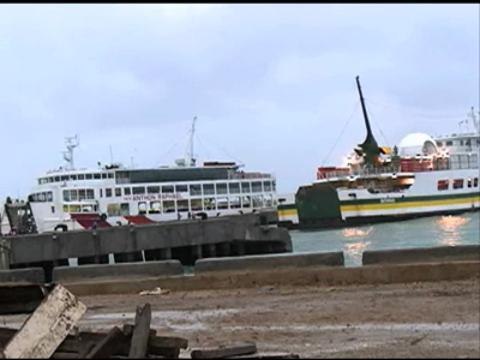 Thousands stranded in Matnog Port due to bad weather