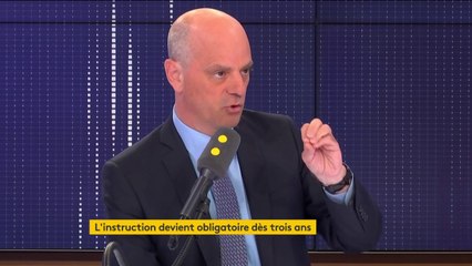 "D'ici la fin du mois de septembre, je ferai un point sur les questions de laïcité dans notre école", annonce Jean-Michel Blanquer