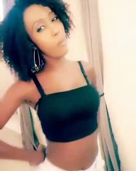 Lovely Mounass provoque encore avec ses pas de danse