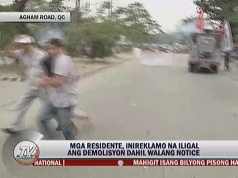 At least 10 hurt in QC shanty town demolition