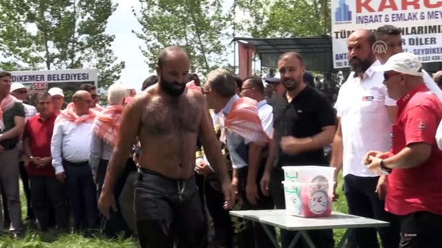 'Geri vitesi olmayan pehlivan' rekorunu geliştirme peşinde - ANTALYA