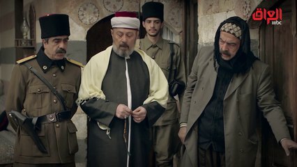 وردة تتسلم الطفل المولود من الحكمدارية أمام الحارة