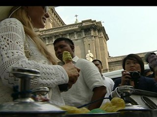 WATCH: Which sorbetes flavor did Paris Hilton like?