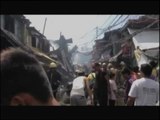 1 dead as fire guts 100 houses in Caloocan