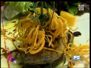 Kris, Carmina try dishes at Ninyo