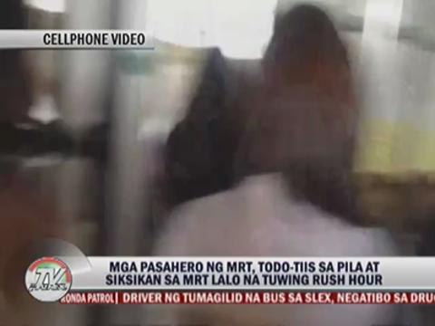 MRT passengers endure hardship