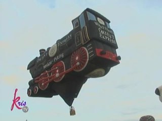 WATCH: Kris rides hot air balloon
