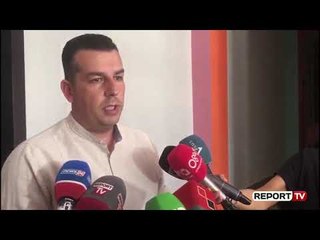 Report TV - Korçë- Fermerë e tregtarë në protestë/ Bashkia: Aksioni do të vendosë standardin