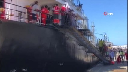 - Türk Denizciler, Kanarya Adaları Açıklarında 24 Mülteciyi Kurtardı