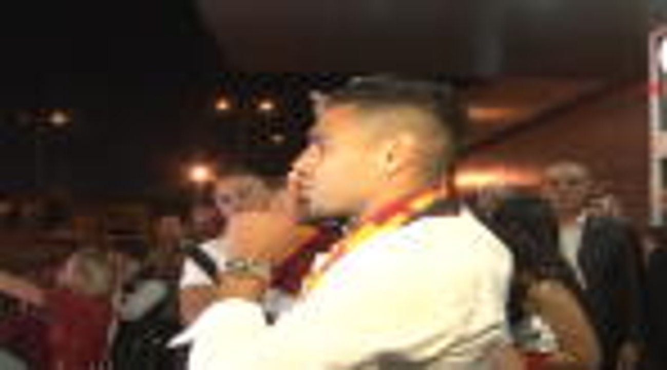 Galatasaray - 25 000 fans pour accueillir Falcao