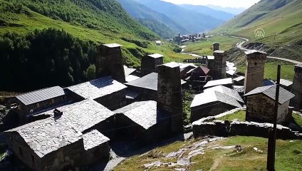 Kafkasların zirvesinde bir Ortaçağ köyü: Uşguli - SVANETİ