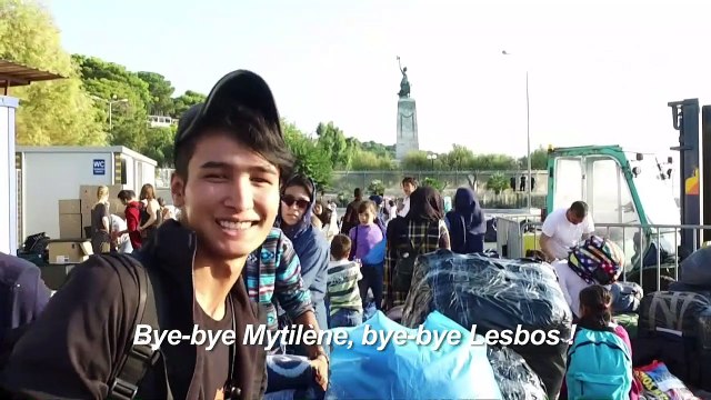 A Lesbos, 635 migrants quittent le camp saturé de Moria