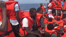 Migranti: forza il blocco, sequestrata la nave ong 