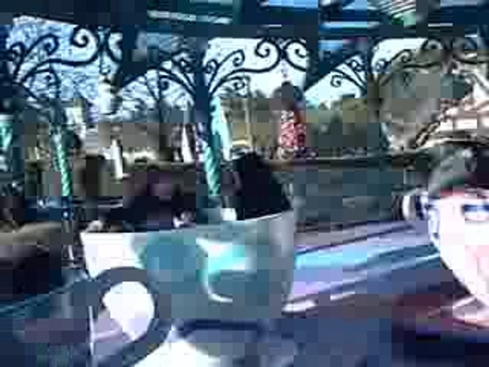 Les tasses d'Alice à Disneyland Resort Paris