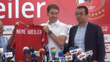 إيهاب الخطيب يكشف عوامل نجاح فايلر مع الأهلي