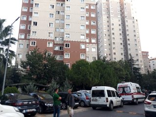 17. kattan düşen 2 yaşındaki çocuk hayatını kaybetti