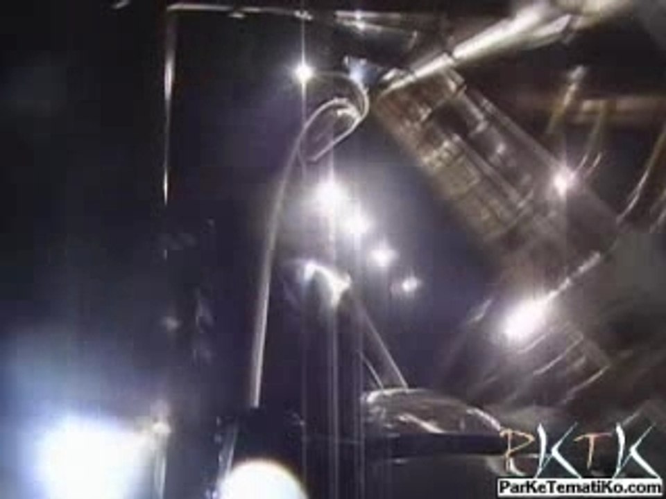 TOP TRILL DRAGSTER  montagne russe looping  roller coaster