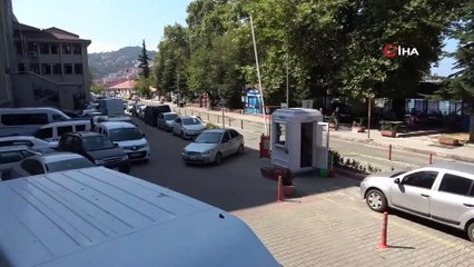 5 yaşındaki çocuk adliyede 'baba baba' diye bağırmıştı, nöbetçi mahkemece serbest bırakıldı