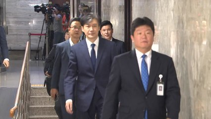 조국 "지금이 검찰개혁 호기...마무리하고 싶다" / YTN