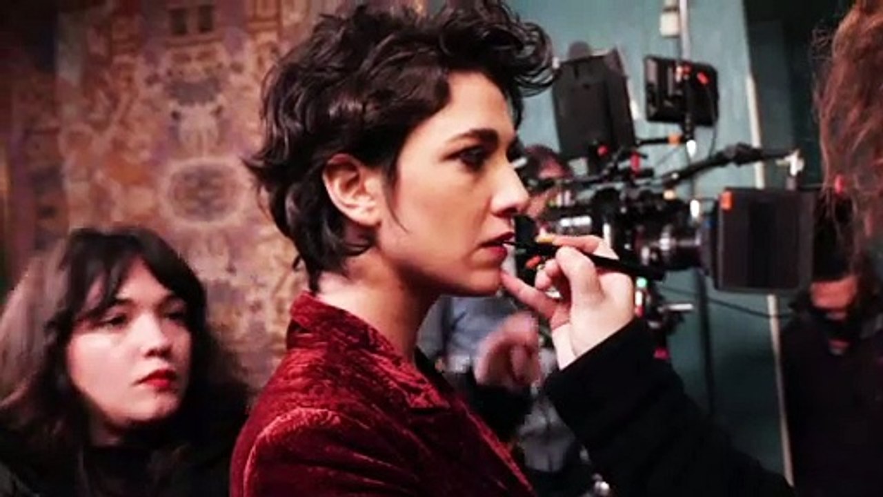 VENTAJAS DE VIAJAR EN TREN Clip - Stéphanie Magnin habla de Cristóbal