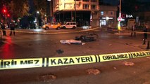 Fatih’te motosiklet ile otomobil çarpıştı, 1 kişi öldü, 1 kişi ağır yaralandı