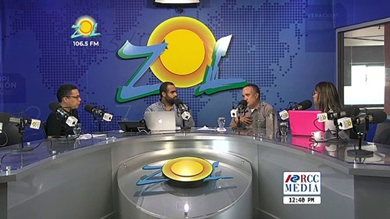 El director PN, Mayor General Ney Aldrin Bautista dice: "estamos trabajando en ciber patrullaje"