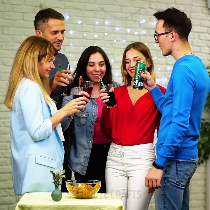 30 SURPRISING LIFE HACKS EVERY GIRL SHOULD KNOW - Life Hacks - 5 Minutes Crafts