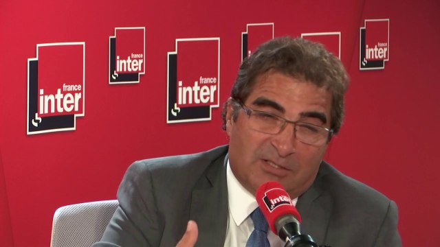 Christian Jacob, président du groupe LR à l'Assemblée : Aujourd'hui notre rôle n’est pas apparaître comme les meilleurs opposants à Emmanuel Macron mais comme une force crédible d’alternance. Divisés, on n'y arrivera pas