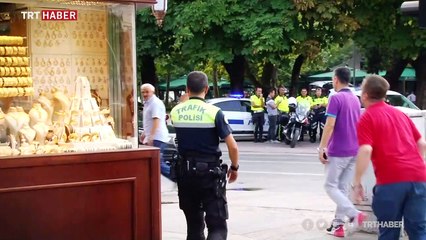 Sakarya'da kırmızı ışık ihlali yapan yayalara ceza