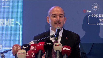Süleyman Soylu:  'Kandil'in atadığı, eş başkan dedikleri kayyumlara, terörist cenazelerine gidip gözyaşı dökenlere, Türk bayrağına tahammül edemeyenlere karşı duruşumuz nettir'