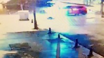 Fatih’te motosikletli gencin hayatını kaybettiği kaza kamerada