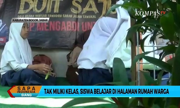 Tak Miliki Kelas, Siswa Belajar di Halaman Rumah Warga