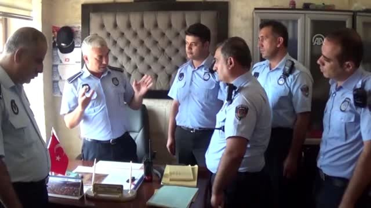 Kullanım süresi geçmiş gıda ürünlerine yeni tarihli etiket yapıştırmışlar - ŞANLIURFA