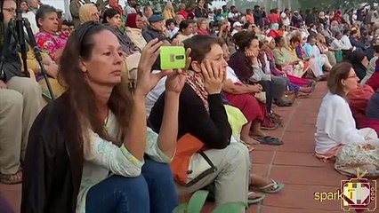 நூறுக்கும் மேற்பட்ட கலாச்சாரங்களை இணைக்கும் ஆரோவில் நகரம்..எங்கு தெரியுமா?