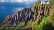 À Hawaii, les côtes de Nā Pali offrent des paysages à couper le souffle