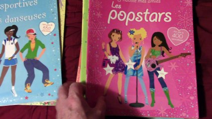 Jolis livres pour enfant dans la poubelle