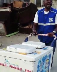 Même les vendeurs de crème stars pleurent Arafat rien ne marche au pays. Regardez ce qu'il dit !