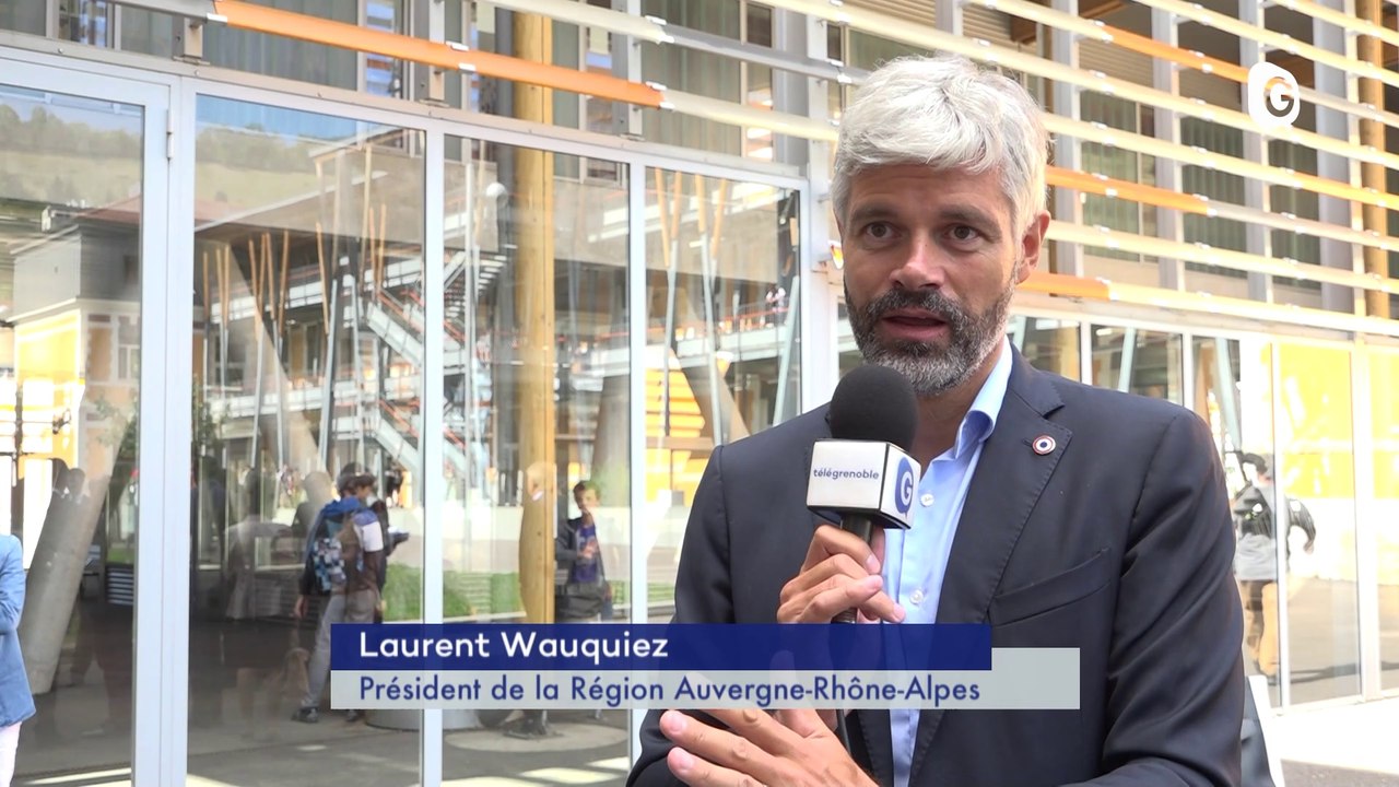 Reportage - Laurent Wauquiez à Voiron